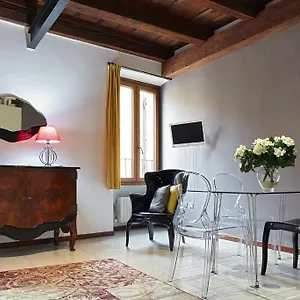 L'ospite Apartment Verona