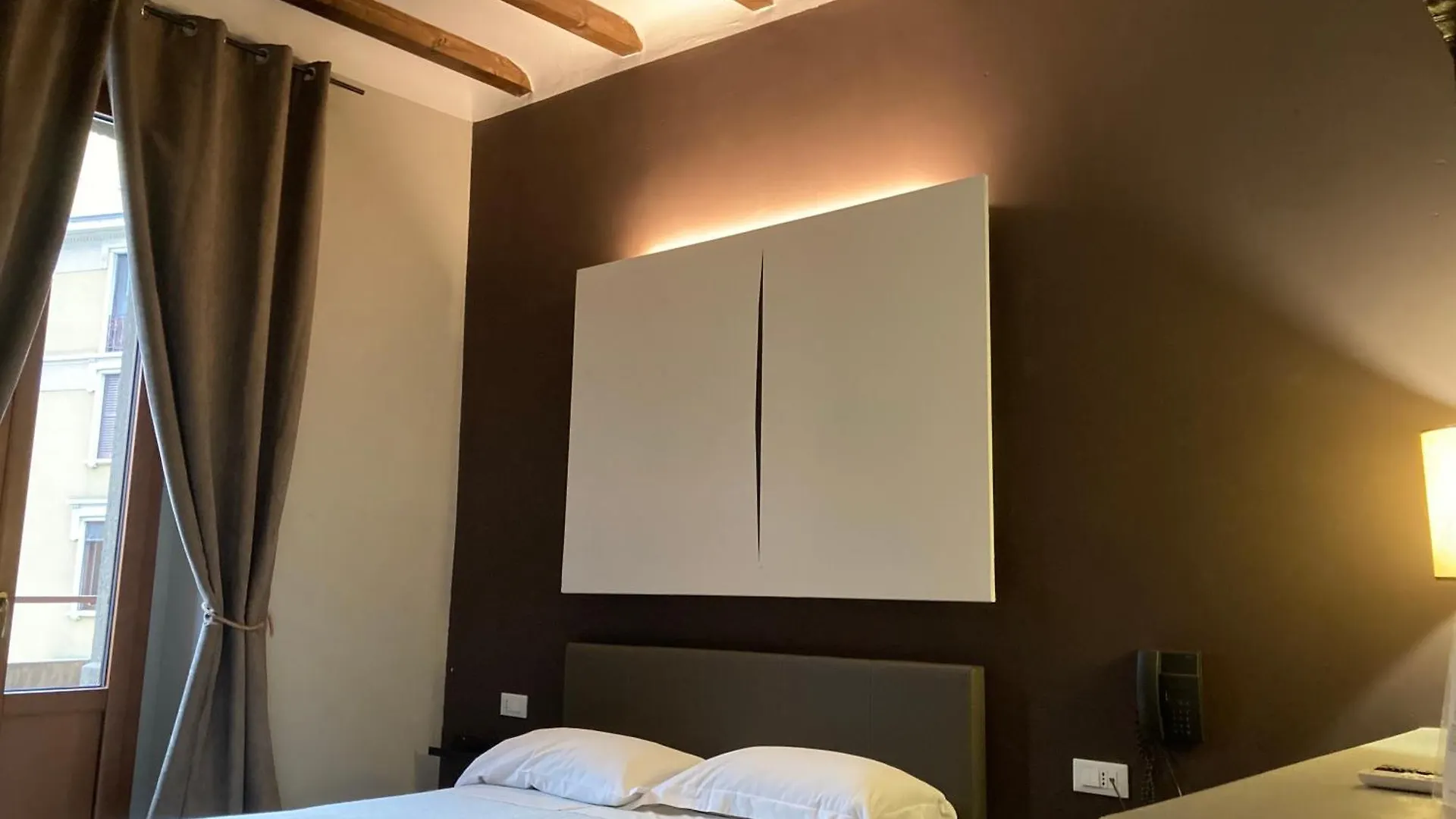 Hotel Calypso Milan